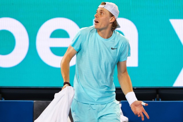 , Watch Denis Shapovalov fume at umpire after being banned from going to LOO in middle of match at Australian Open
