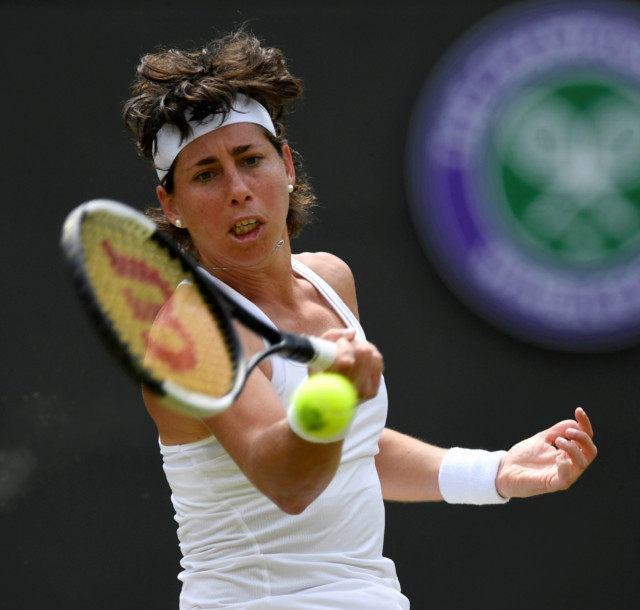 , Tennis star Carla Suarez Navarro, 32, reveals she thought she had coronavirus before being diagnosed with cancer