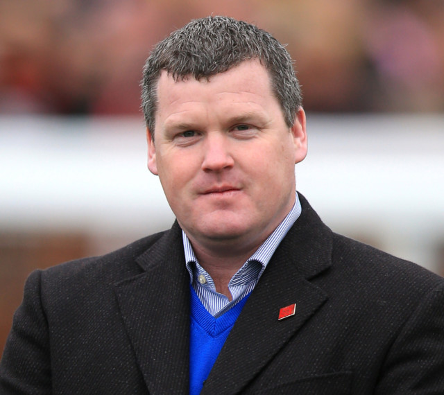 , Gordon Elliott issues grovelling second apology over dead horse photo after being banned from racing in Britain