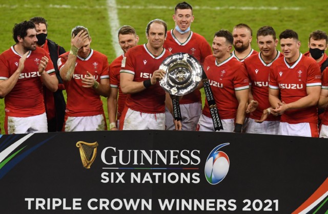 , How can Wales win the Six Nations title, and can they still win trophy if they lose in France?