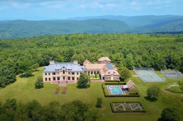 , Inside tennis legend Ivan Lendl’s incredible £12m mansion that’s up for sale with fishing pond, pool and outside court