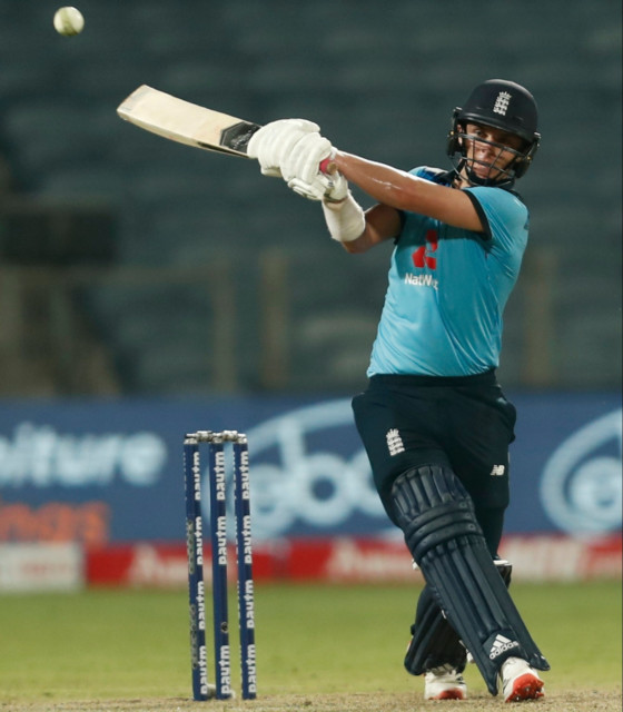 , Sam Curran hits superb 95 not out but England fall agonisingly short in chase of 330 as India edge ODI series 2-1