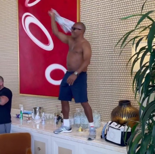 , Watch topless Tyson Fury dance on table of Las Vegas hotel room as he takes break from Anthony Joshua fight camp