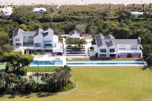 , Amazing lifestyle of Tiger Woods, who lives in a £41m Florida mansion and practices at £100k per-year Medalist Golf Club