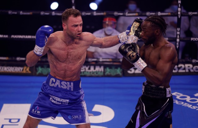 , Watch ruthless Felix Cash batter Denzel Bentley in three rounds to claim British middleweight title in thriller