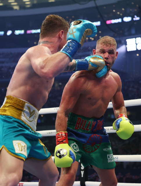 , Billy Joe Saunders reveals he had FOUR broken eye bones and gives operation update after Canelo Alvarez beating