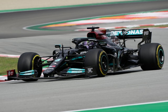 , Lewis Hamilton wins Spanish Grand Prix despite losing lead to rival Max Verstappen at first corner after smart pit stop