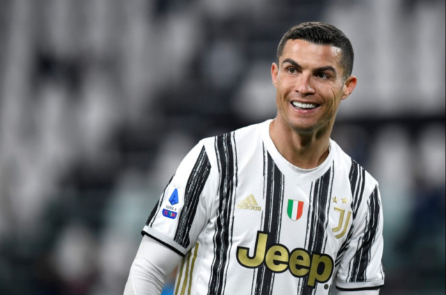 , Cristiano Ronaldo must take pay-cut to seal Man Utd transfer return with Juventus transfer exit likely