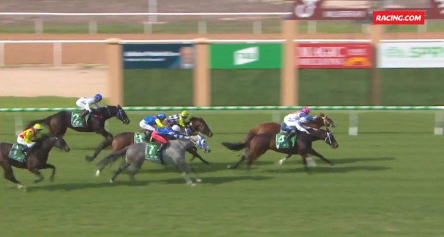 , Watch jockey fail to spot rival charging up the inside which leads to shock 28-1 winner in thrilling finish