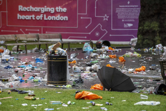 , Boozy football fans trash Leicester Square leaving piles of rubbish before Euros Wembley showdown with Scotland