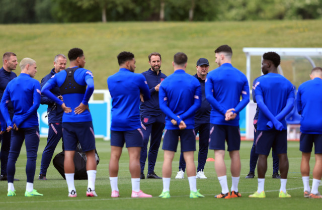 , Terry Venables sends England squad special message to do better than ’96 and win the tournament before Croatia clash