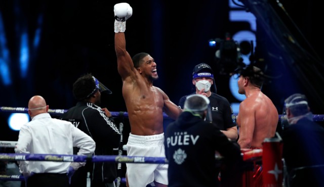 , Anthony Joshua praised by Deontay Wilder’s coach for taking ‘dangerous’ Usyk fight after Tyson Fury furore