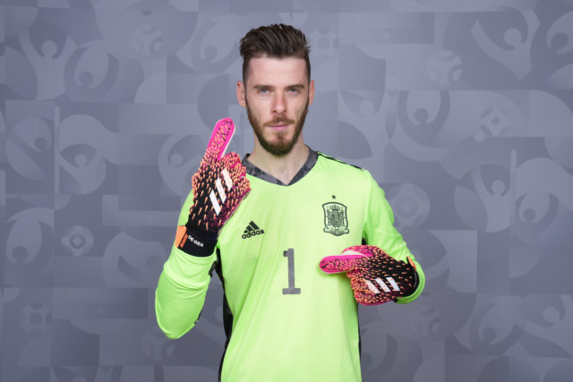 , David De Gea sweating over Spain place at Euro 2020 as Enrique refuses to name Man Utd ace as No1