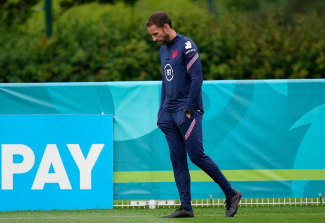 , Alan Shearer says misfiring Harry Kane MUST start for England vs Czech Republic but wants Southgate to make two changes