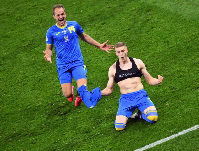 , Fans baffled as Ukraine hero Dovbyk takes off shirt to reveal £200 sports bra after last-gasp winner against Sweden