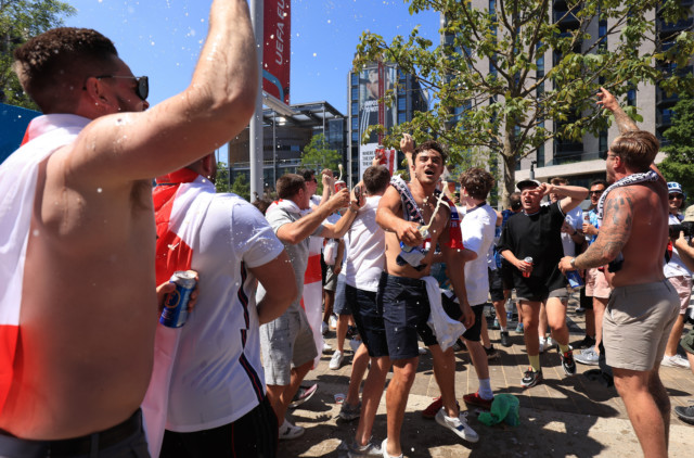 , Moment England fans go wild throwing beer everywhere after Sterling scores against Croatia