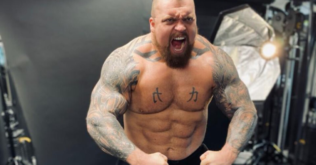 , Ex-World’s Strongest Man Eddie Hall reveals 6st weight loss ahead of Hafthor Bjornsson fight as he trains with 150kg bag