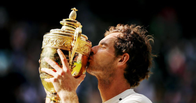 , Why does the Wimbledon trophy have a pineapple on top?