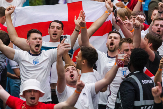 , Pub bosses beg for Covid rules to be relaxed for England’s Euro 2020 quarter final bid with hopes for busiest night yet