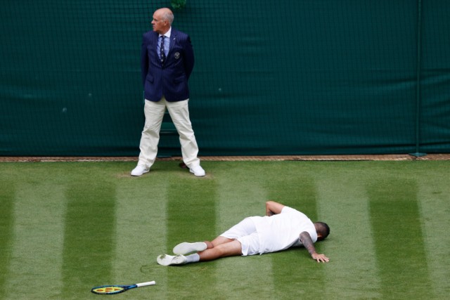 , Wimbledon 2021: Nick Kyrgios writhes in pain after doing splits in nasty fall during fifth set of Ugo Humbert thriller