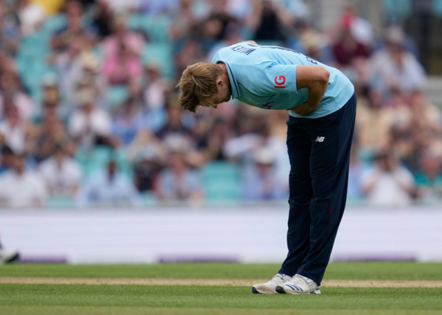 , England ease to controlled win over Sri Lanka in second ODI as Jason Roy and Sam Curran star on Oval home ground