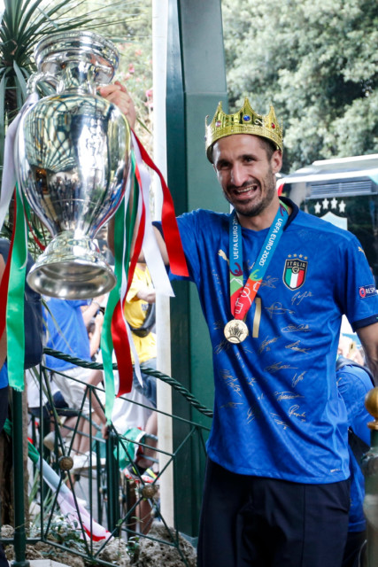 , Italy legend Giorgio Chiellini sleeps with Euro 2020 trophy and winners medal after beating England on penalties