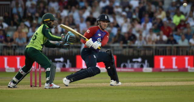 , Jason Roy leads England victory charge as boundary barrage wins T20 decider against Pakistan