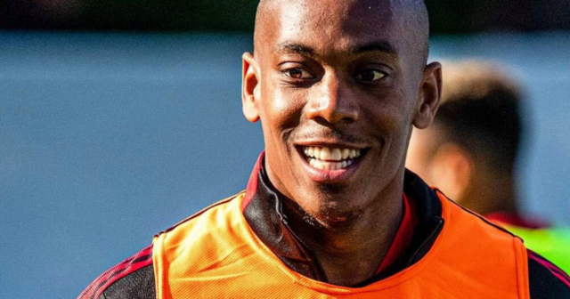 , Man Utd star Anthony Martial unveils new look in training as he shaves off hair ahead of new season