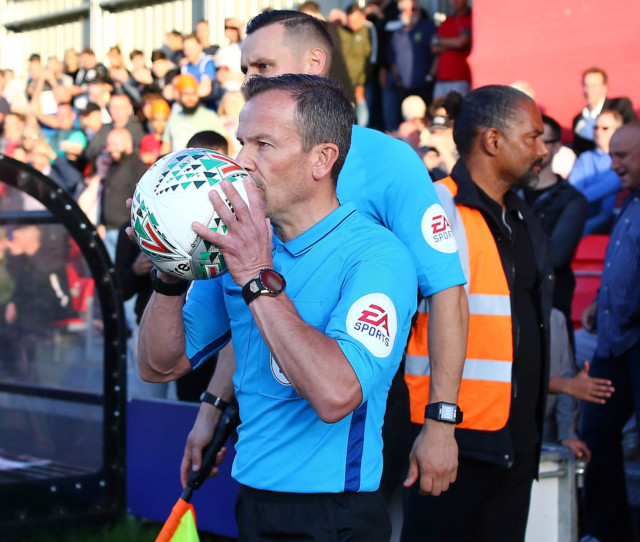 , Watch bizarre moment referee Keith Stroud blows KISS to match ball at Fulham against Middlesbrough leaving fans confused