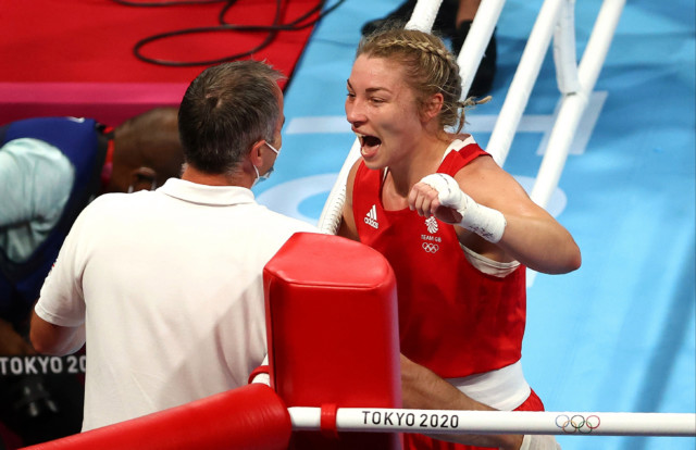 , Lauren Price edges into final and stays on course for gold as Britain’s boxers deliver Tokyo 2020 medal rush