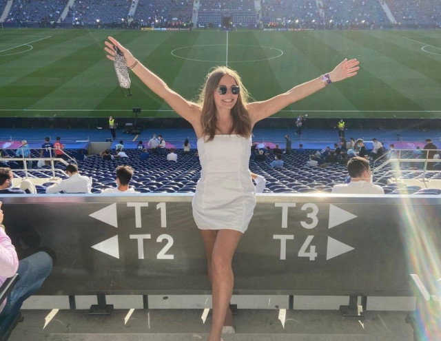 , Meet stunning Chelsea TV presenter Olivia Buzaglo, who is the daughter of an FA Cup legend and stood up for Timo Werner