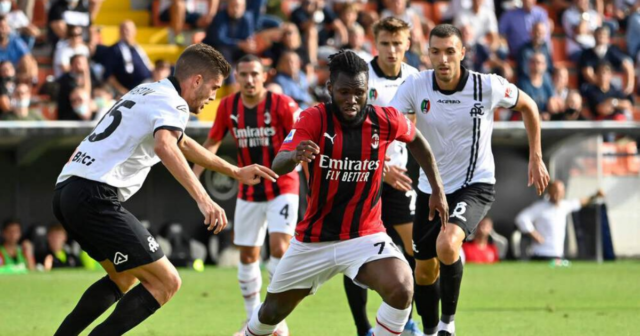 , Man Utd and Chelsea monitoring Franck Kessie transfer situation with AC Milan midfielder ‘wanting Prem switch’