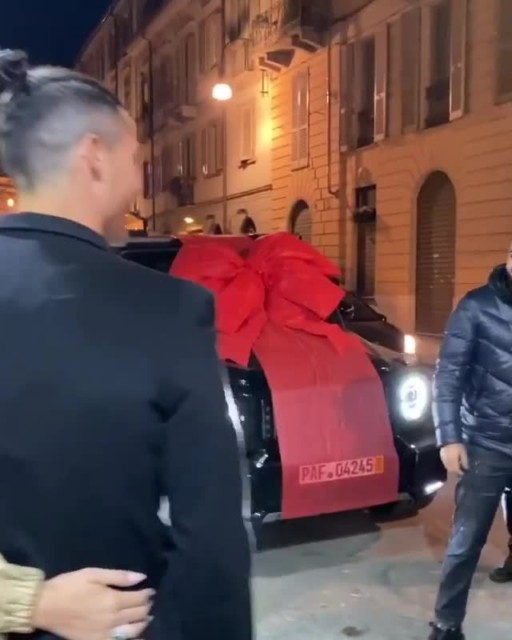 Cristiano Ronaldo was the lucky recipient of a Mercedes G Wagon Brabus last week