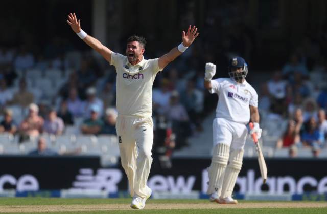 , Burns and Hameed give England perfect start in biggest-ever run chase as India set hosts 368 with series on a knife-edge