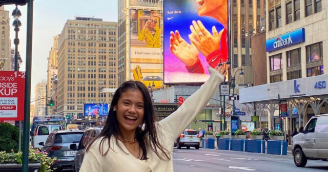 , Emma Raducanu stunned after seeing billboard with her face on it in New York after US Open heroics