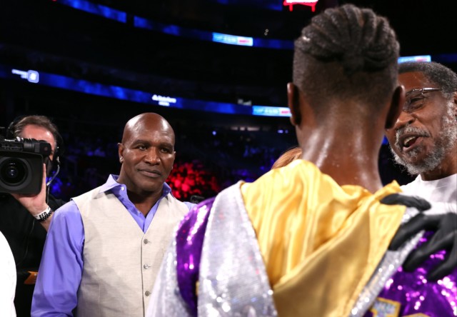 , Watch as Evander Holyfield’s son Evan delivers monster KO cheered on by boxing legend ringside