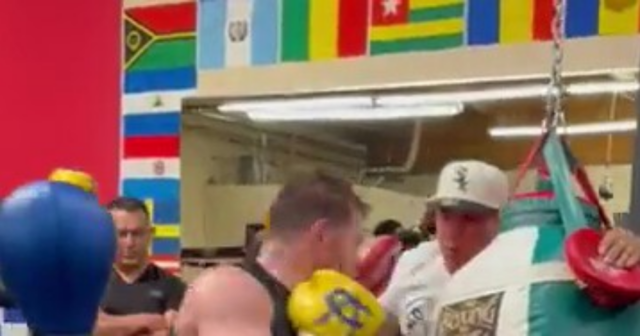 , Watch Canelo Alvarez show off brutal power punches on heavy bag as boxing P4P star prepares for Caleb Plant fight