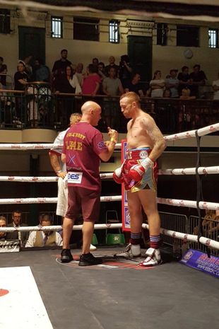 , Meet professional boxer Mark Little who shed 11 STONE as he attempts to extend near-perfect cruiserweight record