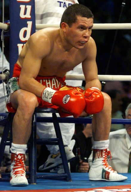 , 10 amazing boxers with the longest winning streaks, including Julio Cesar Chavez, Roberto Duran and Floyd Mayweather Jr