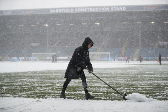 , Burnley vs Tottenham POSTPONED due to heavy snow from Storm Arwen with Antonio Conte facing fixture pile-up