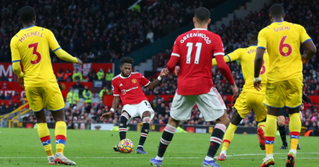 , ‘Thought he could only shoot with his left’ – Man Utd boss Rangnick hilariously pokes fun of Fred after Palace screamer