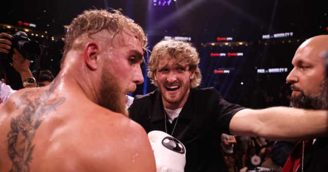 , Logan Paul unable to make boxing return following broken hand but brother Jake urges YouTube star to ‘keep fighting’