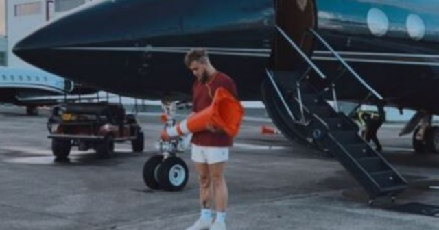 , Watch Jake Paul dance in rain to Olivia Rodrigo in just his pants before boarding private jet for Tyron Woodley fight