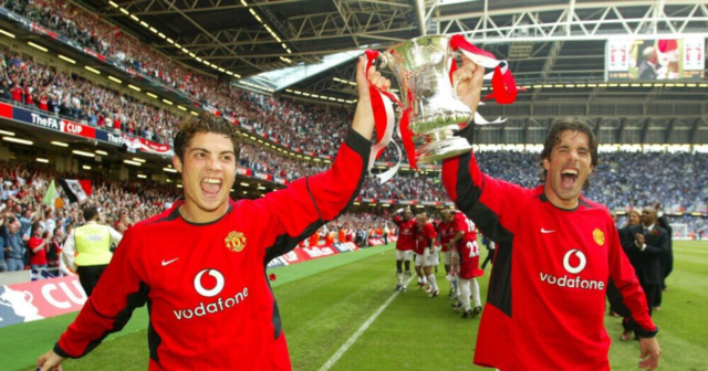 , Roy Keane pokes fun at Cristiano Ronaldo critics with cheeky comment about his pressing during 2004 FA Cup final