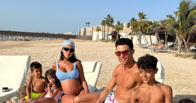 , Georgina Rodriguez shows off growing baby bump in cute photo with Cristiano Ronaldo and children in Dubai