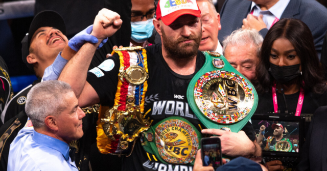 , Tyson Fury purse bids for Dillian Whyte fight delayed again amid talk of Anthony Joshua stepping aside from Usyk