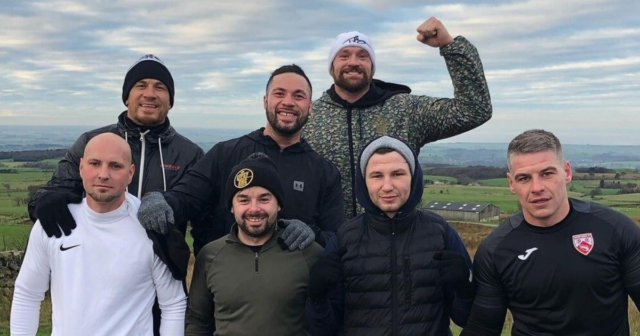 , Tyson Fury heads out training with Joseph Parker and rugby World Cup winner Sonny Bill Williams ahead of next fight