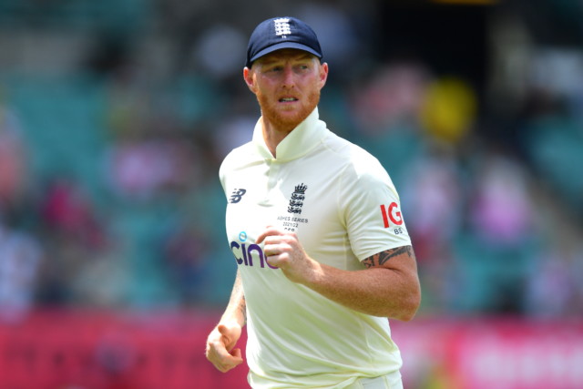 , England dreaming of draw in fourth Ashes Test after Aussies declare and openers finally have something to smile about