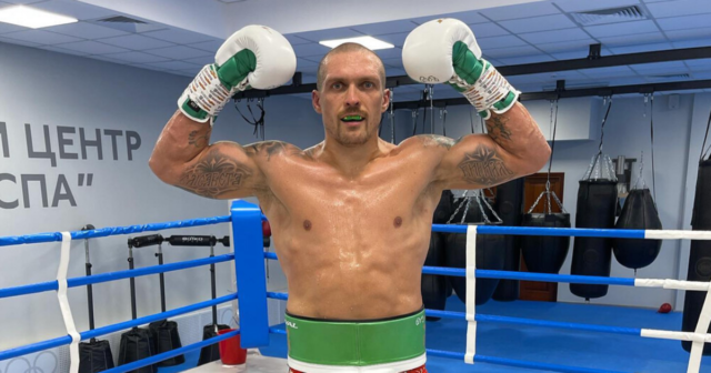 , Oleksandr Usyk’s training preparations hit rocks ahead of Anthony Joshua fight as he is unable to return to Ukraine camp