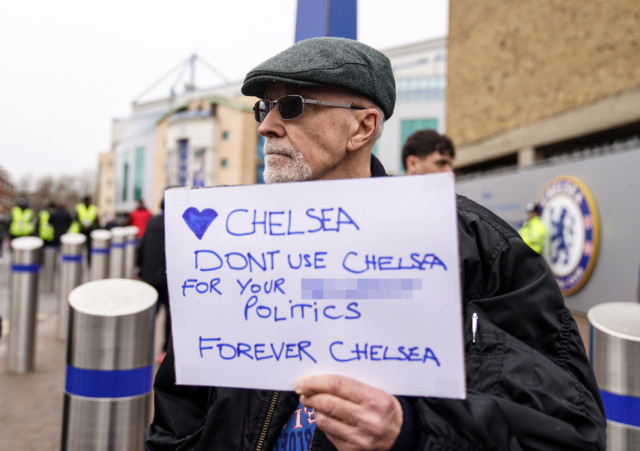 , Chelsea fans arrive at Stamford Bridge for what could be final home game of Roman Abramovich era before club is sold